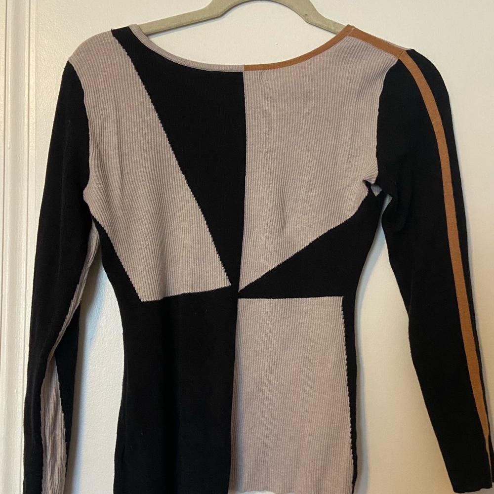 NIC + ZOE Abstract Ribbed Top - Picture 3 of 3